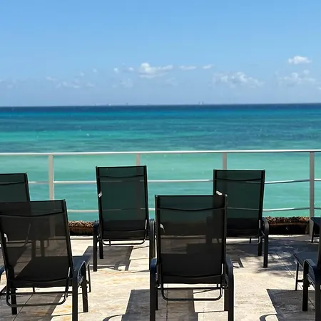 Luciana Hotel & Beach Club