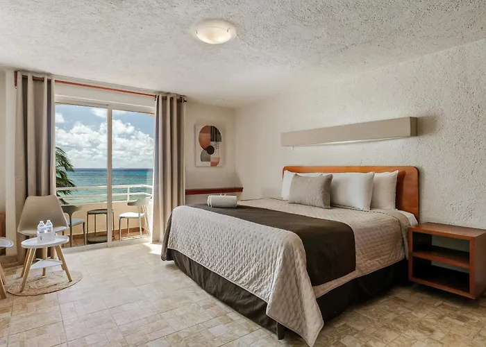 Luciana Hotel&beach Club 4*