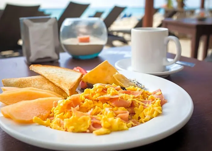 Hotel Luciana Hotel&beach Club 4*